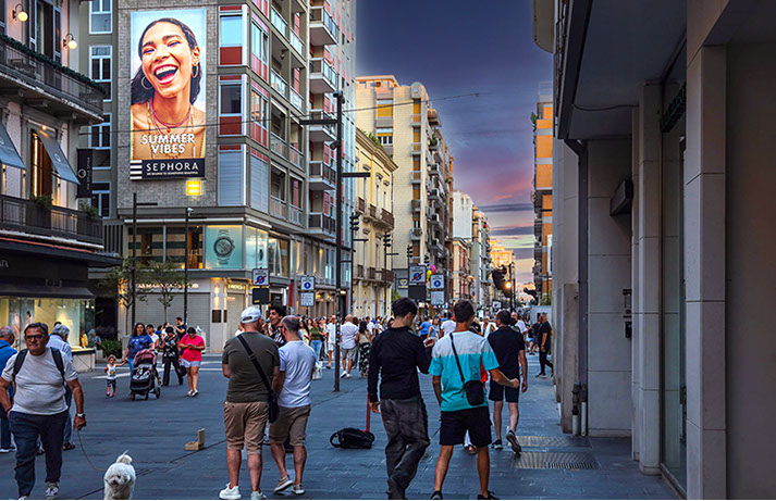 Immagine location spazio pubblicitario a Bari Acone Associati