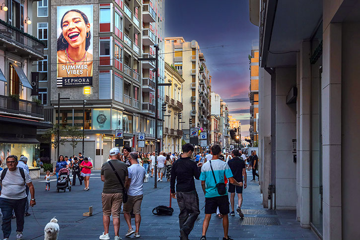 Immagine location spazio pubblicitario a Bari Acone Associati