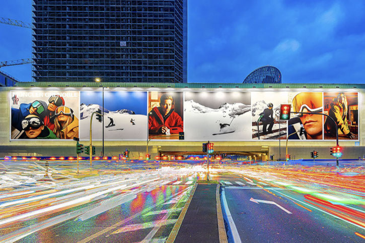 Immagine location spazio pubblicitario Acone Associati a Milano in piazza XXV Aprile - Garibaldi