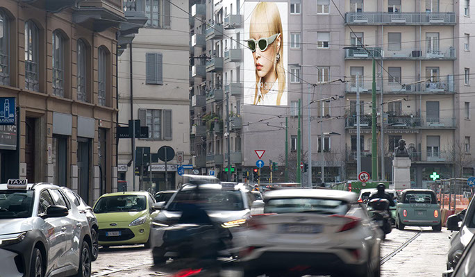 :&nbsp; Immagine location spazio pubblicitario Acone Associati Milano piazza Cordusio - palazzo Broggi - Domination_5