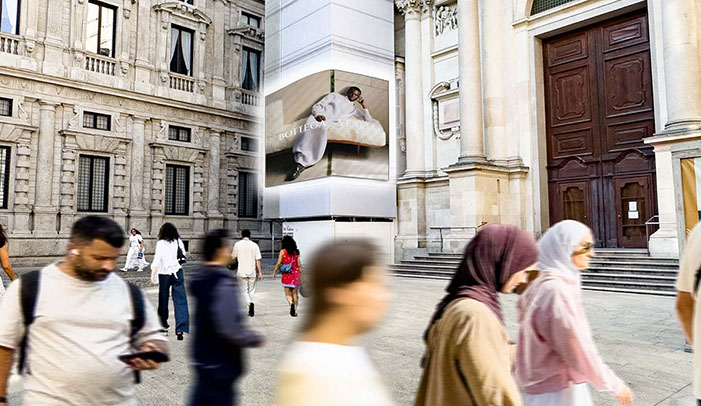 Immagine location spazio pubblicitario Acone Associati Milano piazza Cordusio - palazzo Broggi - Domination_3