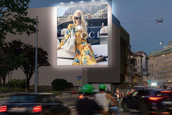 Immagine location spazio pubblicitario Acone Associati Milano piazza Cordusio - palazzo Broggi - Domination_1