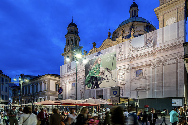 Immagine location spazio pubblicitario Acone Associati Milano corso di Porta Ticinese - Darsena - Colonne di San Lorenzo_3