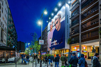 Immagine location spazio pubblicitario Acone Associati Milano piazza Cordusio - palazzo Broggi - Domination_4