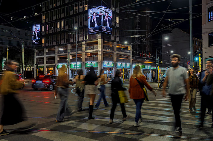 Immagine location spazio pubblicitario Acone Associati Milano corso Como - Gae Aulenti - ledwall_4