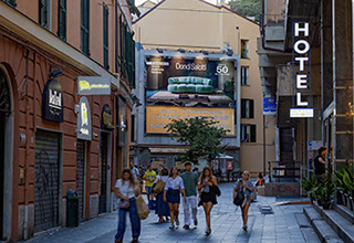 Immagine location spazio pubblicitario a Napoli Acone Associati