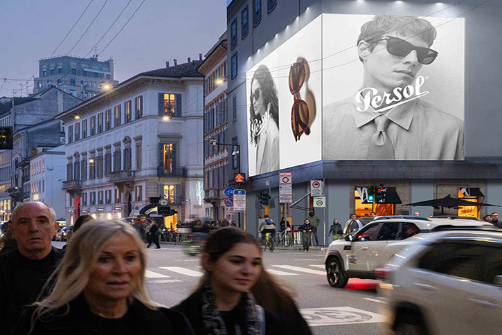 Immagine location spazio pubblicitario Acone Associati Milano piazza Cordusio - palazzo Broggi - Domination_1